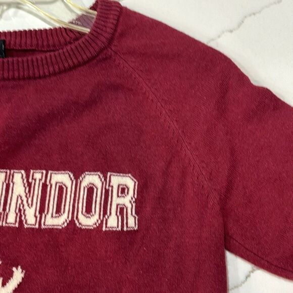 Harry Potter | Women’s Gryffindor Logo Burgundy Pullover Knit Sweater - Picture 4 of 13